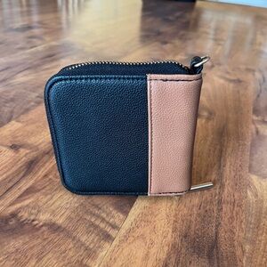 Thirty-One Black and Tan Wallet